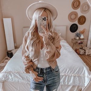 Superdown Brianna Metallic Jacket